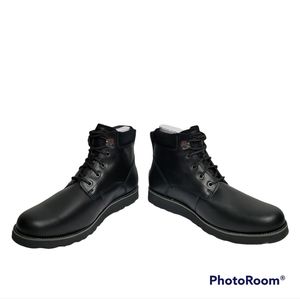 UGG Seton Boots SIZE 11‎